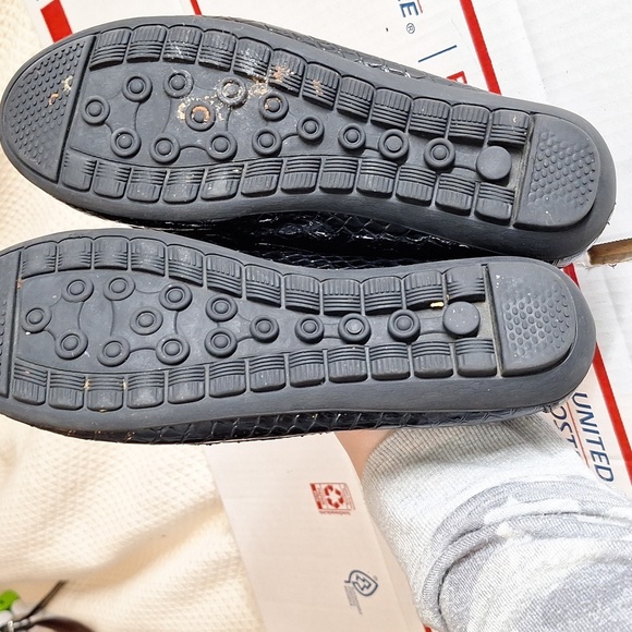 JACLYN SMITH SIZE 7 SLIP ON FLATS - Picture 5 of 7